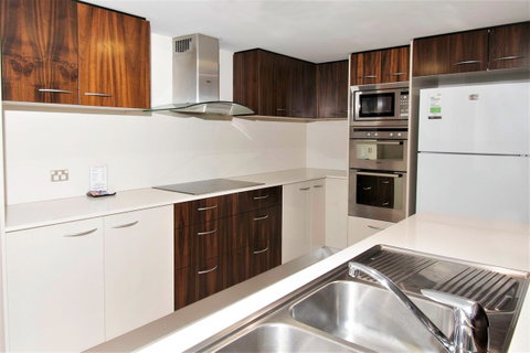 Trilogy Surfers Paradise - Geraldton Accommodation 28