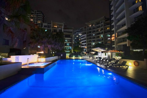 Trilogy Surfers Paradise - Geraldton Accommodation 14