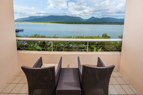 Hilton Cairns - Geraldton Accommodation 29