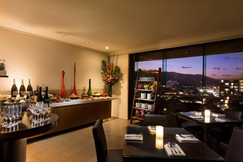 Hilton Cairns - Geraldton Accommodation 35