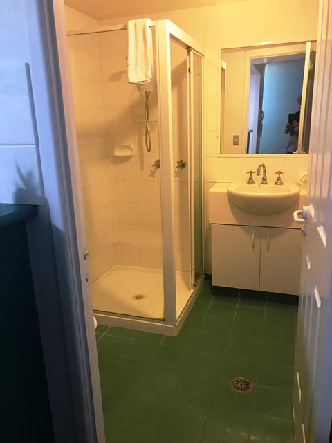 Surfers Beach Resort 2 - Geraldton Accommodation 16