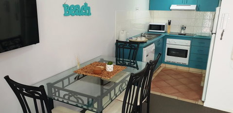 Surfers Beach Resort 2 - Geraldton Accommodation 12
