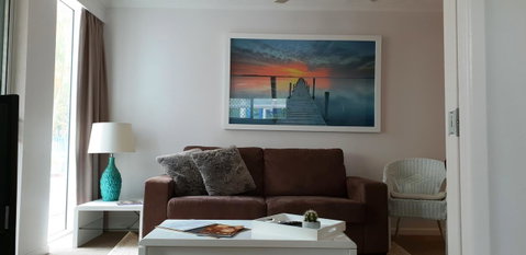Surfers Beach Resort 2 - Geraldton Accommodation 2
