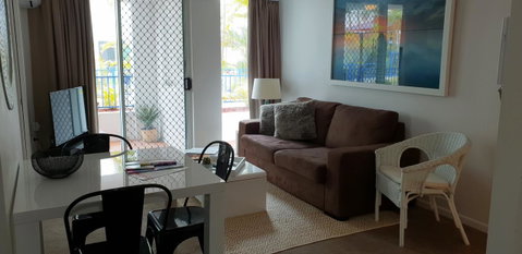 Surfers Beach Resort 2 - Geraldton Accommodation 1