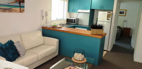 Surfers Beach Resort 2 - Geraldton Accommodation 5