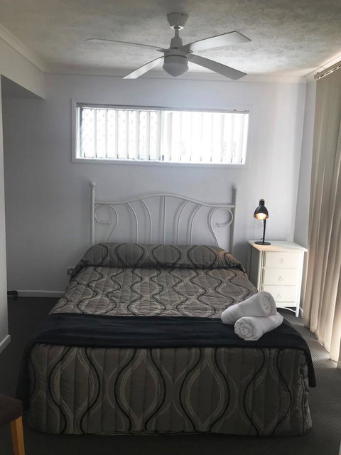 Surfers Beach Resort 2 - Geraldton Accommodation 39
