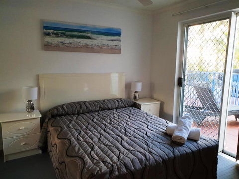 Surfers Beach Resort 2 - Geraldton Accommodation 34
