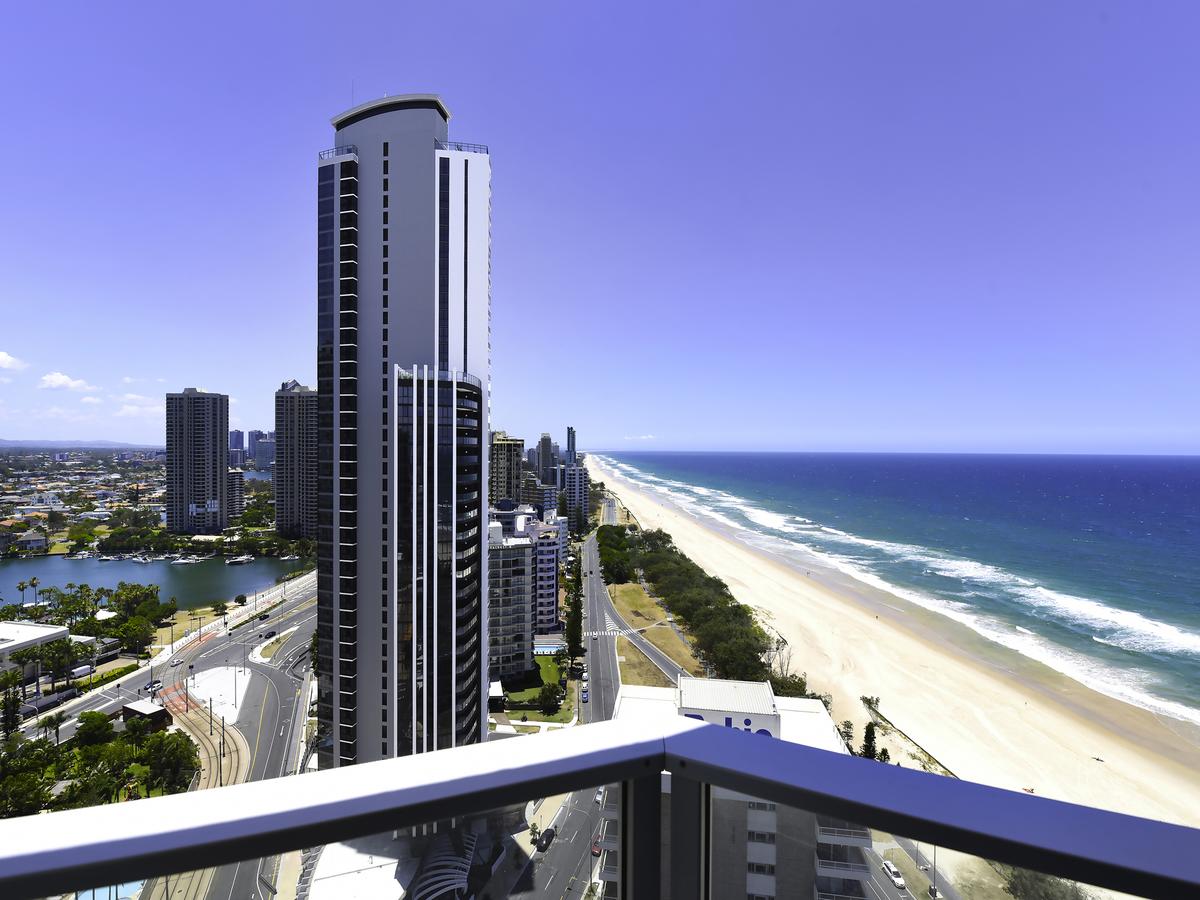 Bundall Bc QLD Geraldton Accommodation