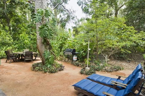 Magnetic Island Holiday House - Geraldton Accommodation 2