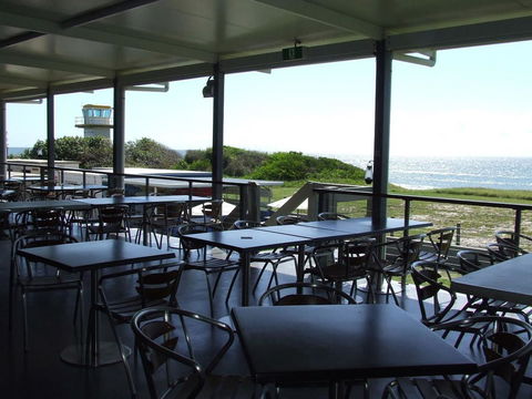 Spacious Unit Overlooking Moreton Bay - Boyd St, Woorim - Geraldton Accommodation 10