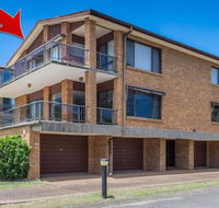 'COLUMBIA VIEWS' 2/9 COLUMBIA CLOSE - AIRCON WIFI NETFLIX VIEWS  BOAT PARKING - Geraldton Accommodation