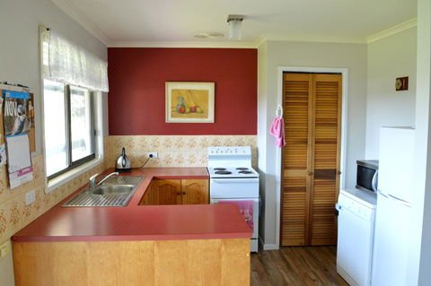 100 On Myer - Geraldton Accommodation 3