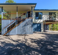 12 Ibis Court - Highset beach house with natural bushland gardens and covered decks - Geraldton Accommodation