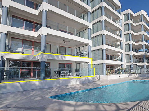 13 'Le Vogue' 16 Magnus Street - Close To The Marina And Beautiful Views Of Nelson Bay Marina - Geraldton Accommodation 3