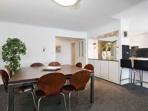 13 'Le Vogue' 16 Magnus Street - Close To The Marina And Beautiful Views Of Nelson Bay Marina - Geraldton Accommodation 1