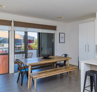 13 Shore Place - Geraldton Accommodation