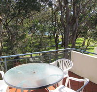 13' Mistral Court' 17 Mistral Close - walk across to Little Beach - Geraldton Accommodation