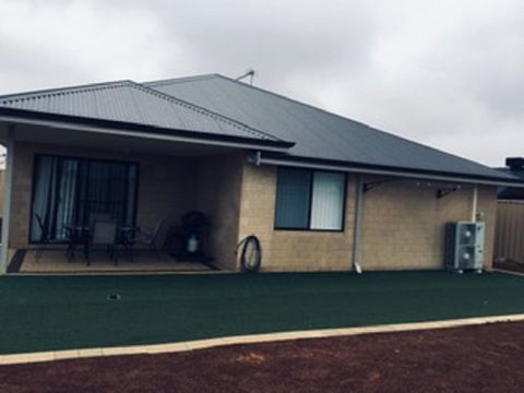14Rosapark House - Geraldton Accommodation 2