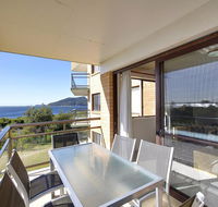 15 'Intrepid' 3 Intrepid Close - right on the beachfront - Geraldton Accommodation