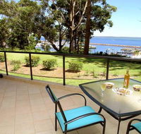 2 'Magnus Pines' 52-56 Magnus Street - stunning unit with aircon water views  foxtel - Geraldton Accommodation