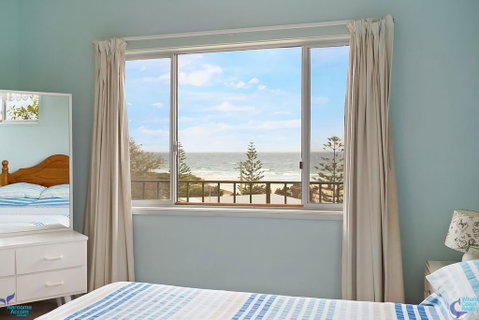 22 Dulling Street - Beach House - Geraldton Accommodation 1