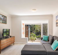 235 Mitchell Parade Mollymook - Geraldton Accommodation