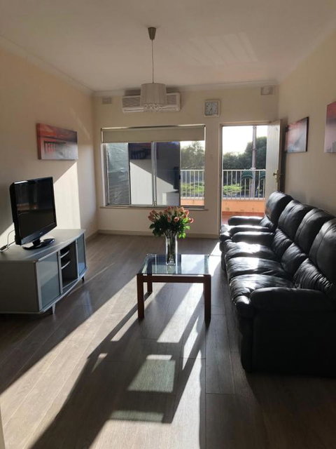 Beach Side Holiday Unit - Geraldton Accommodation 0