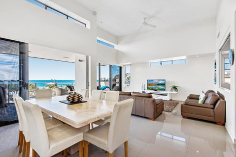 Beaches On Maroochy 1 Beach Parade - Geraldton Accommodation 1