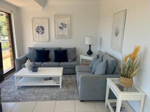Beautiful And Bright Penthouse - Geraldton Accommodation 2