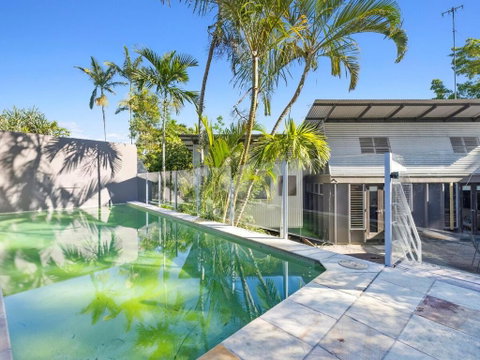 Beautiful Noosa Heads Family Home - Geraldton Accommodation 0