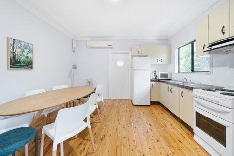 Beach Shack Semi Detached, 2 Min Walk To Beach-Lilly Pilly - Geraldton Accommodation 3