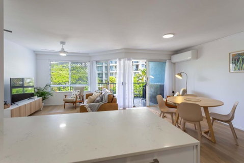 Beautifully Renovated Maroochydore Beach Apartment - Geraldton Accommodation 0