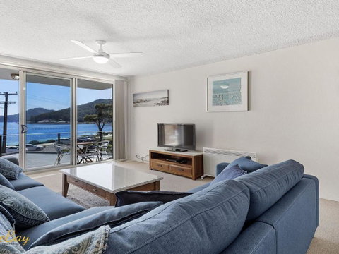Bella Vista Unit 4 Shoal Bay - Geraldton Accommodation 0