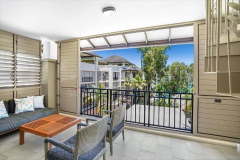Belle Escapes 417 Penthouse Luxury Suite In Palm Cove - Geraldton Accommodation 4