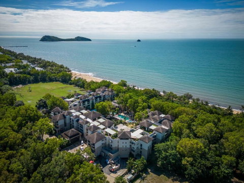 Belle Escapes 417 Penthouse Luxury Suite In Palm Cove - Geraldton Accommodation 0