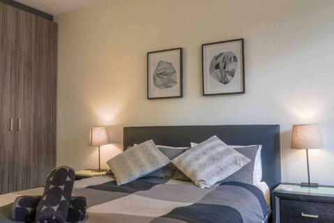 Best Location In The CBD; Pool, Gym, Rockclimbing +7 Other Amenities - Geraldton Accommodation 4