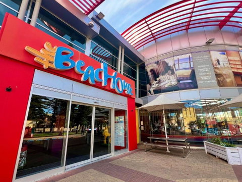 Belle Escapes - Glenelg Seaside Family Stay - Geraldton Accommodation 0