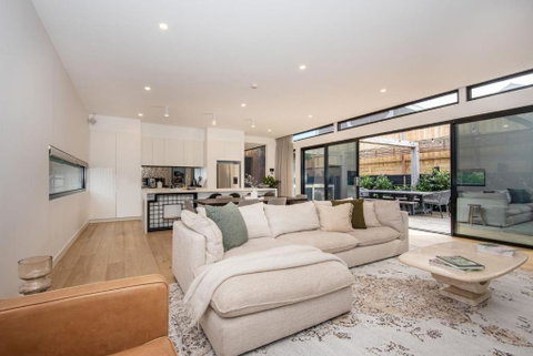 Blairgowries Finest Family Entertainer With Pool - Geraldton Accommodation 3