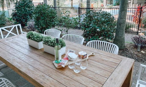 Carindale, 10,19 Dowling Street - Ground Floor Unit Close To Pool And Tennis Court, Wi-Fi, Foxtel, Linen And Bed Making Supplied - Geraldton Accommodation 1