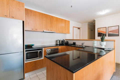 Canberra 1-Bed With Pool Gym BBQ & Tennis Court - Geraldton Accommodation 1