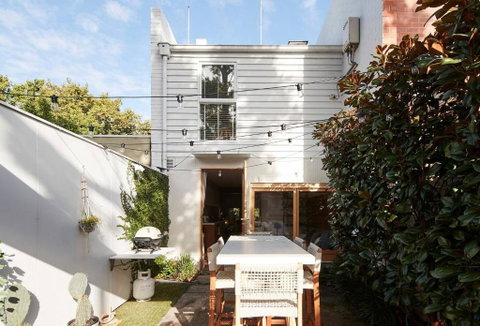 Canopy Terrace - Retreat To Voguish Urban Charm - Geraldton Accommodation 1
