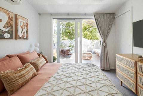 Canopy Terrace - Retreat To Voguish Urban Charm - Geraldton Accommodation 4