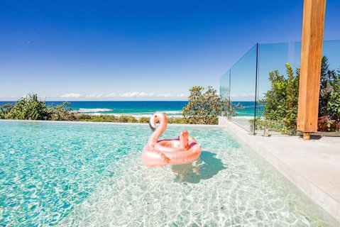 Castaways Beach Escape - Geraldton Accommodation 1