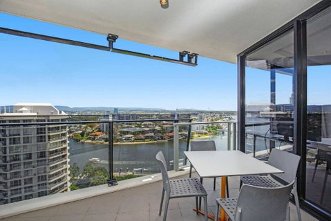 Central And Scenic Riverside Retreat At Surfers - Geraldton Accommodation 0