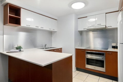 Chevron Renaissance - 2 Bedroom 1 Bathroom - LEVEL 24 OCEAN VIEWS - Self Contained & Privately Managed - Geraldton Accommodation 4