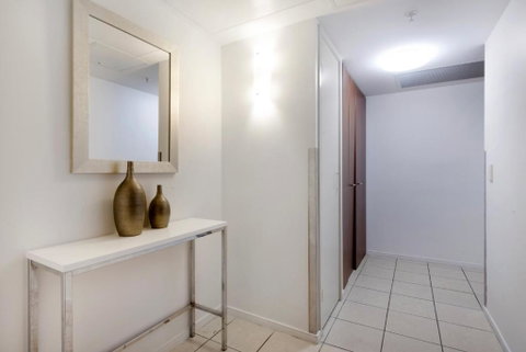 Chevron Renaissance - 2 Bedroom 1 Bathroom - LEVEL 24 OCEAN VIEWS - Self Contained & Privately Managed - Geraldton Accommodation 1