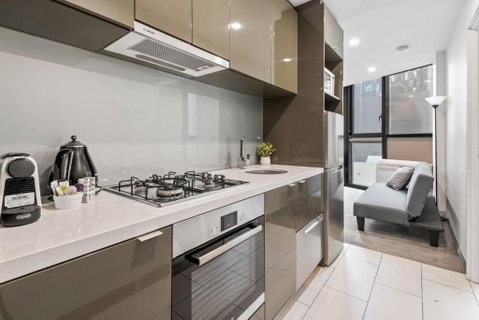 Chic 1-Bed Apartment In Heart Of Southbank - Geraldton Accommodation 2