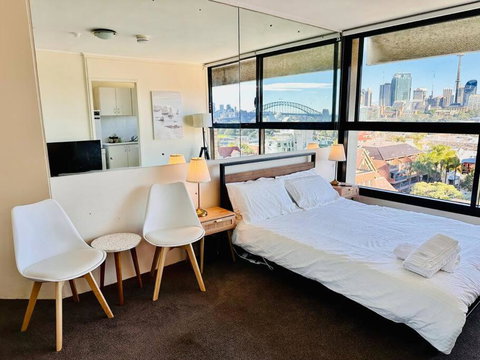 Chic Studio With Stunning Views - Geraldton Accommodation 0