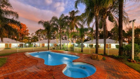 Chinchilla Great Western Motor Inn - Geraldton Accommodation 0