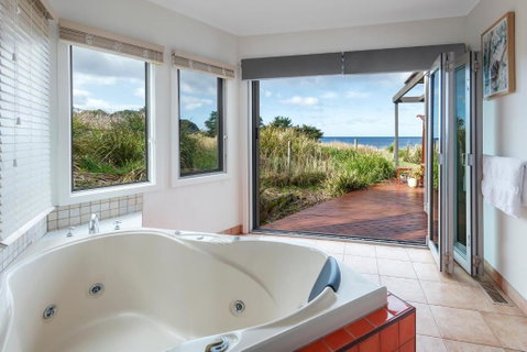 Chocolate Gannets - Geraldton Accommodation 3